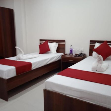 Hotel Haren Grand Ґувахаті Екстер'єр фото